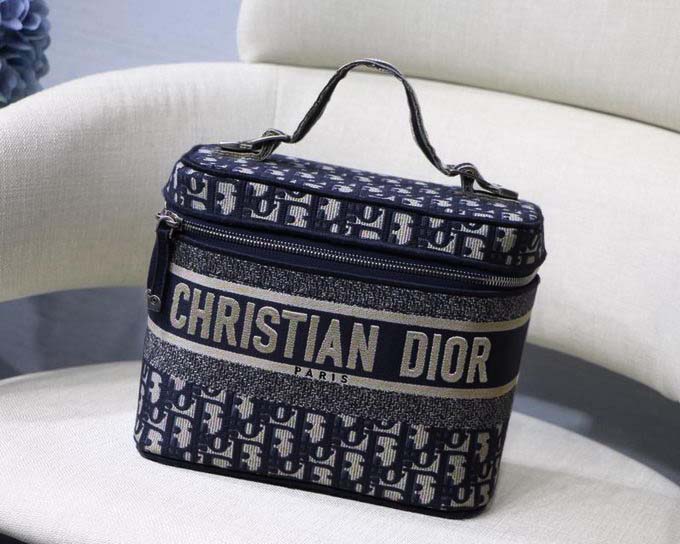 Christian Dior 2022 Beauty Bag ID:20220807-36